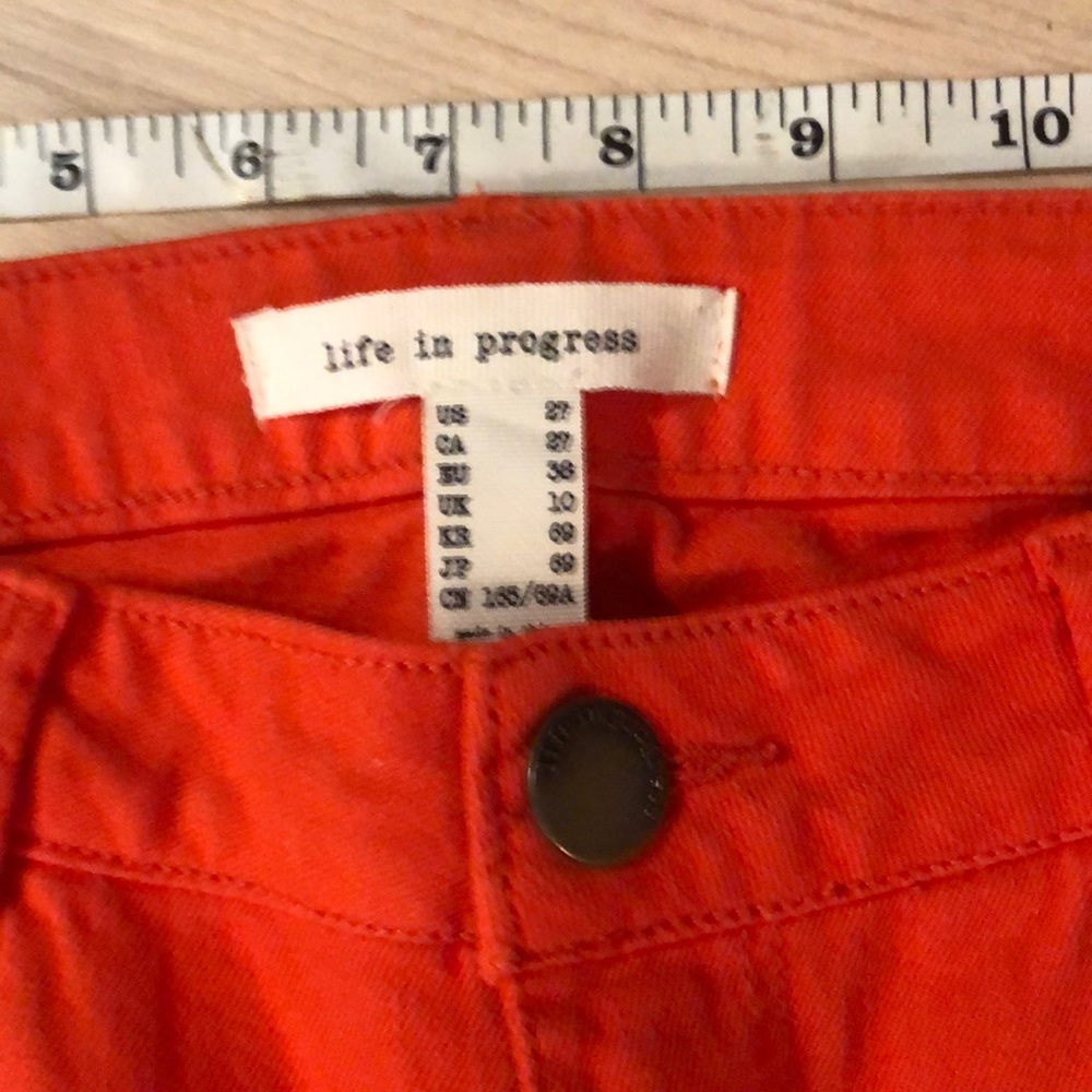 Life In Progress Jeans - Picture 3 of 9